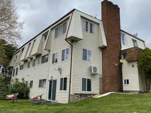 218 Lake Shr N #C, Montague, NJ 07827
