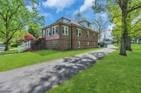 380 Ralph St, Franklin Twp, NJ 08873