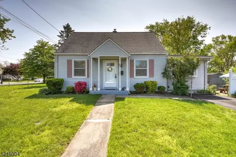 64 N Auten Ave, Somerville, NJ 08876