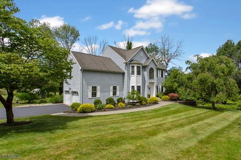 73 Spring Ln, Hackettstown, NJ 07840 photo 2