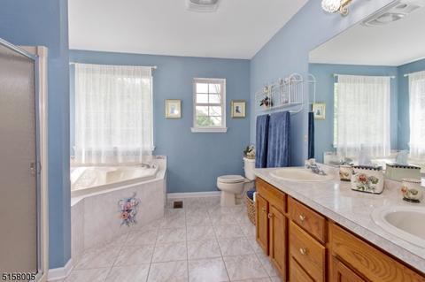 73 Spring Ln, Hackettstown, NJ 07840 photo 17