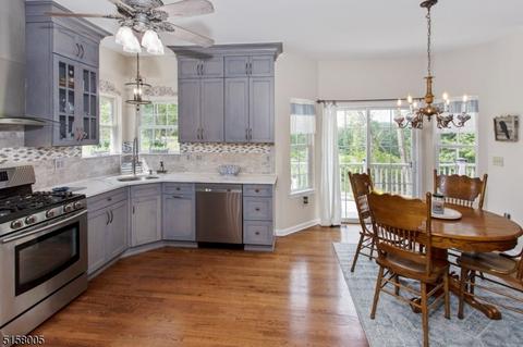 73 Spring Ln, Hackettstown, NJ 07840 photo 8