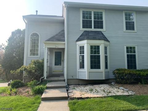 15 Green Heron Dr, Hackettstown, NJ 07840