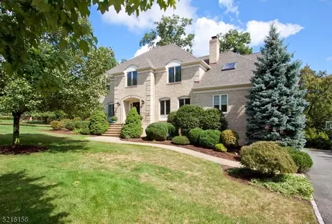 25 Manor Dr, Morristown, NJ 07960