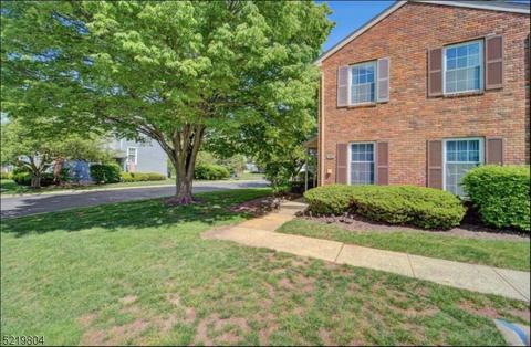 421 Cheshire Ct, Somerset, NJ 08873
