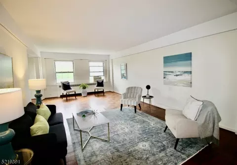 10 Crestmont Rd #2N, Montclair, NJ 07042