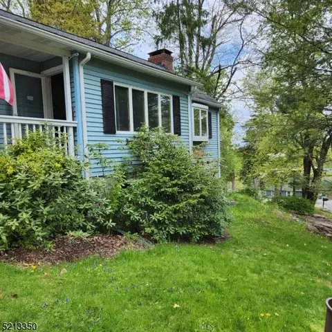 138 Hillside Dr, Newton, NJ 07860