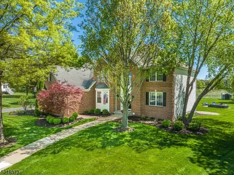 13 Cook Ct, Greenwich Twp, NJ 08886
