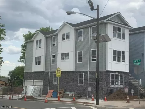 218 Hunterdon, Newark, NJ 07103