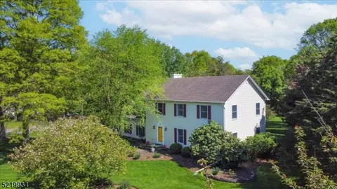 53 Willow Run Ln, Montgomery, NJ 08502