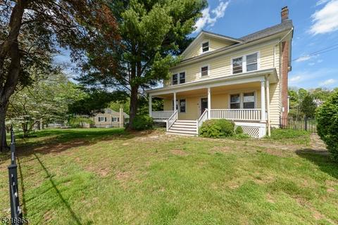 141 Leigh St, Clinton, NJ 08809