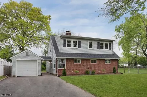 907 Richard Blvd, Rahway, NJ 07065