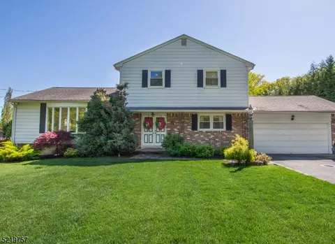 34 Douglas Dr, Montville Twp, NJ 07082