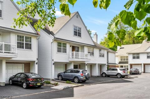 6 Vernon Ct #6-2, Waldwick, NJ 07463