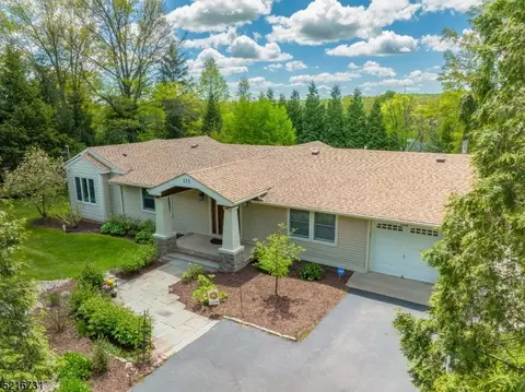 151 Perryville Rd, Hampton, NJ 08827