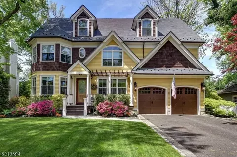 257 Sylvania Pl, Westfield, NJ 07090