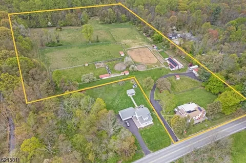 255 Brass Castle Rd, Oxford, NJ 07863