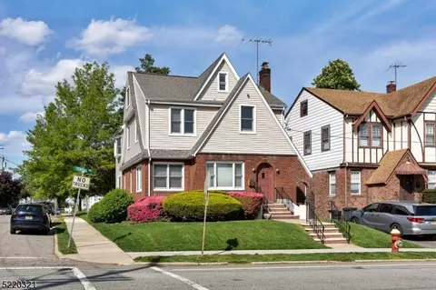 276 Terhune Ave, Passaic, NJ 07055