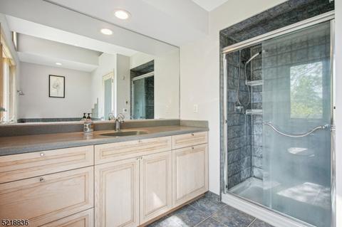 14 Hendrick Rd, Flemington, NJ 08822 photo 20