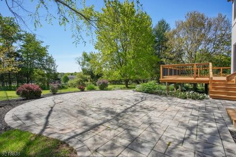 14 Hendrick Rd, Flemington, NJ 08822 photo 2