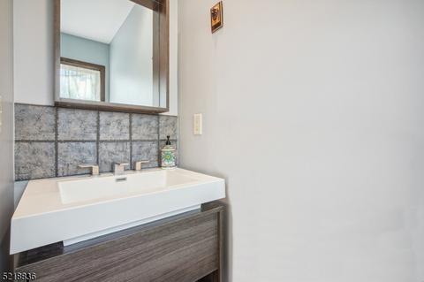 14 Hendrick Rd, Flemington, NJ 08822 photo 31