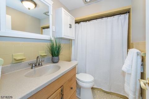 71 Spring St, Nutley, NJ 07110 photo 17