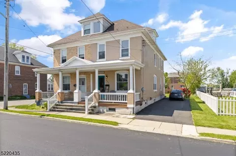 706 Columbus Ave, Phillipsburg, NJ 08865