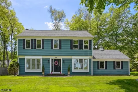 24 Vom Eigen Dr, Morristown, NJ 07960