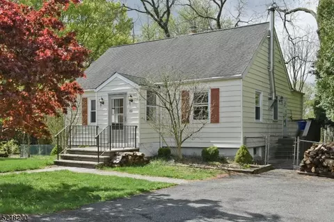 22 Longview Ave, Randolph, NJ 07869
