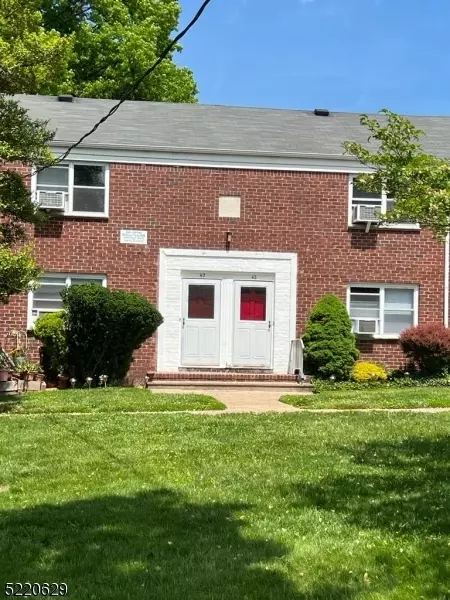 460 Heath Pl #42, Hackensack, NJ 07601