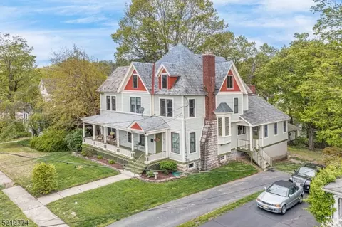 39 Linwood Ave, Newton, NJ 07860