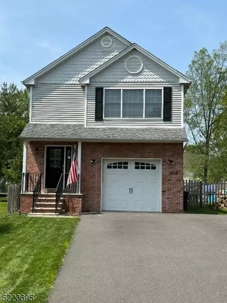 102 Linden St, Bridgewater, NJ 08807