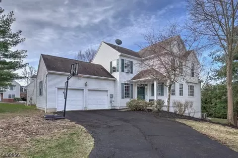 44 Liberty Ridge Rd, Bernards, NJ 07920