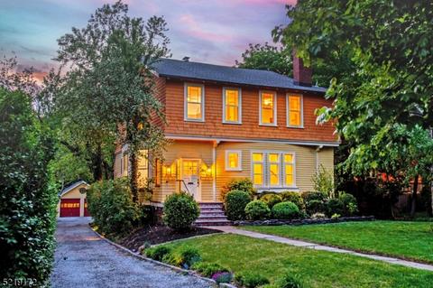 94 S Fullerton Ave, Montclair, NJ 07042