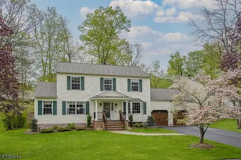 19 Jersey Pl, Newton, NJ 07860