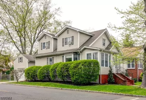 82 S Maple Ave, Springfield, NJ 07081