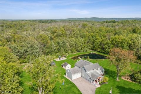 205 Bear Creek Rd, Green Township, NJ 07821