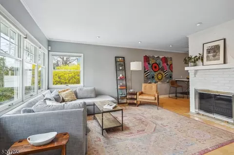 243 Kings Rd, Madison, NJ 07940