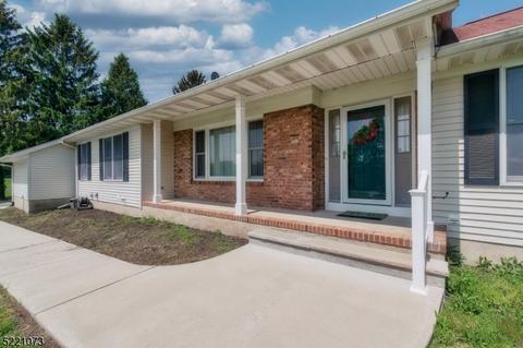 17 Upper Hill Rd, Fredon Twp, NJ 07860