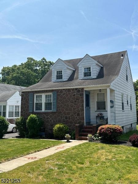11 Stager St, Nutley, NJ 07110