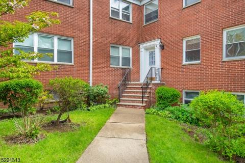284 Claremont Ave #A8, Verona, NJ 07044