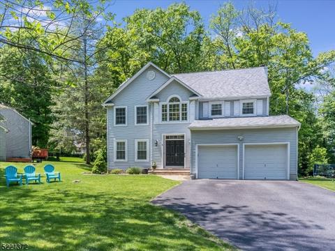 88 Valley View Trl, Sparta, NJ 07871