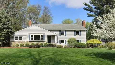 1423 Sylvan Ln, Scotch Plains, NJ 07076