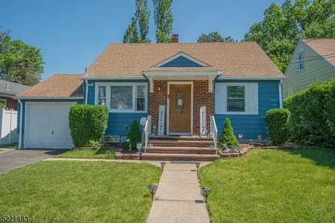 1106 Columbia Pl, Linden, NJ 07036