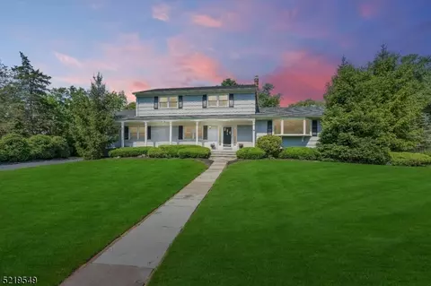 10 Fairway Ct, Bridgewater, NJ 08807