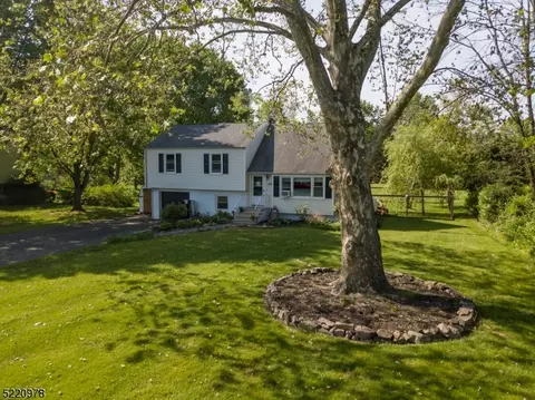 498 New Center Rd, Hillsborough, NJ 08844