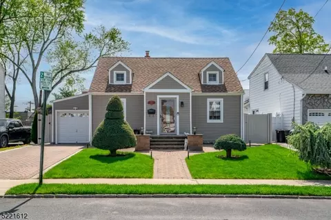 975 Potter Ave, Union, NJ 07083