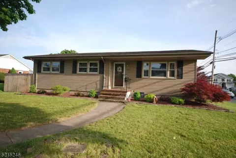 1155 Green St, Manville, NJ 08835
