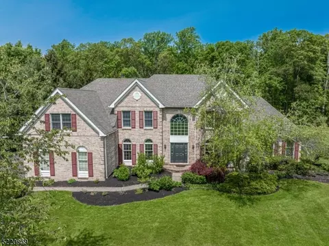20 Willever Rd, Bethlehem Twp., NJ 08802