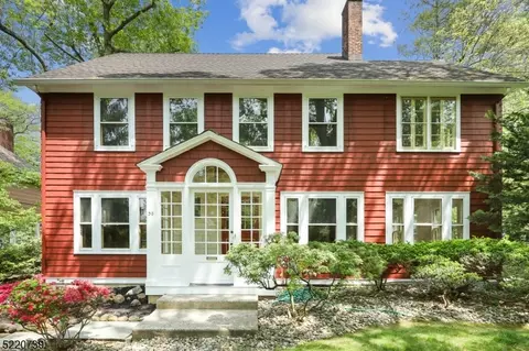 30 Tulip St, Summit, NJ 07901